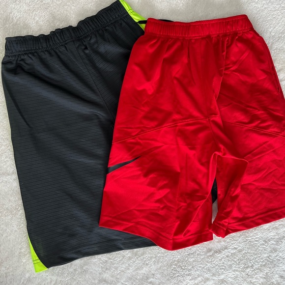 Nike shorts (lot) - Picture 3 of 4